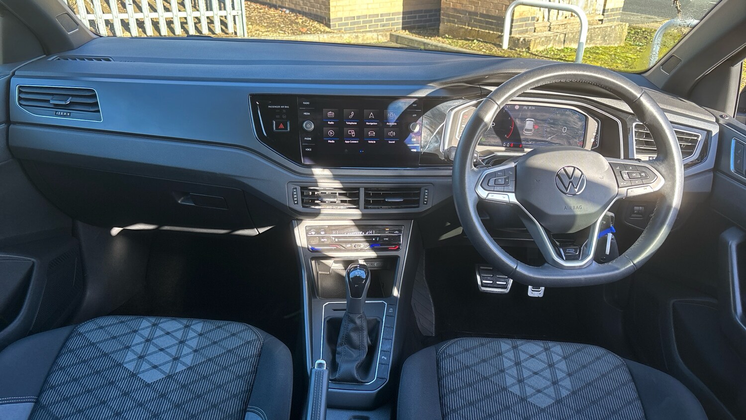 Used Volkswagen Polo 2023 for sale - 77945284: Photo 9