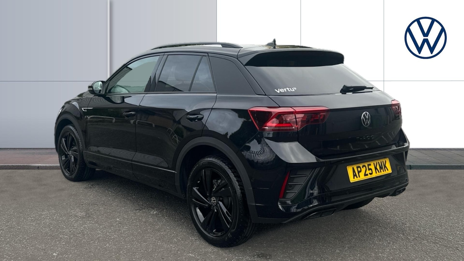 Used Volkswagen T-Roc 2025 for sale - 76252267: Photo 3