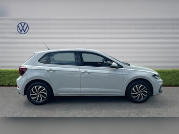 Used Volkswagen Polo 2024 for sale - 79004145: Photo