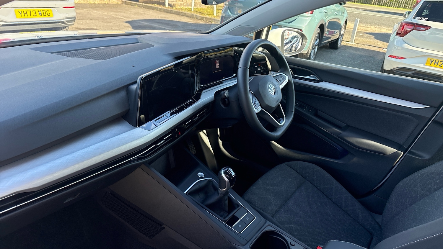 Used Volkswagen Golf 2023 for sale - 77945288: Photo 2