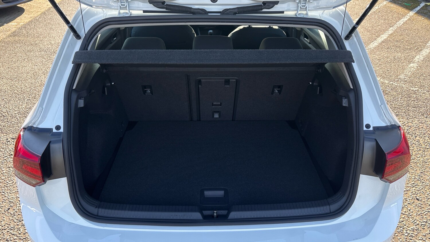 Used Volkswagen Golf 2023 for sale - 77945288: Photo 20