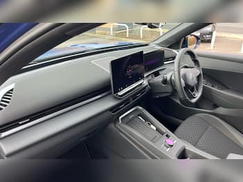 Used Volkswagen T-Roc 2026 for sale - 79761558: Photo