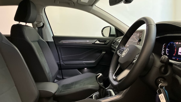 Used Volkswagen T-Roc 2024 for sale - 76183133: Photo 15