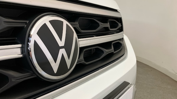 Used Volkswagen T-Roc 2024 for sale - 76183133: Photo 29