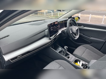 Used Volkswagen Golf 2025 for sale - 79124291: Photo