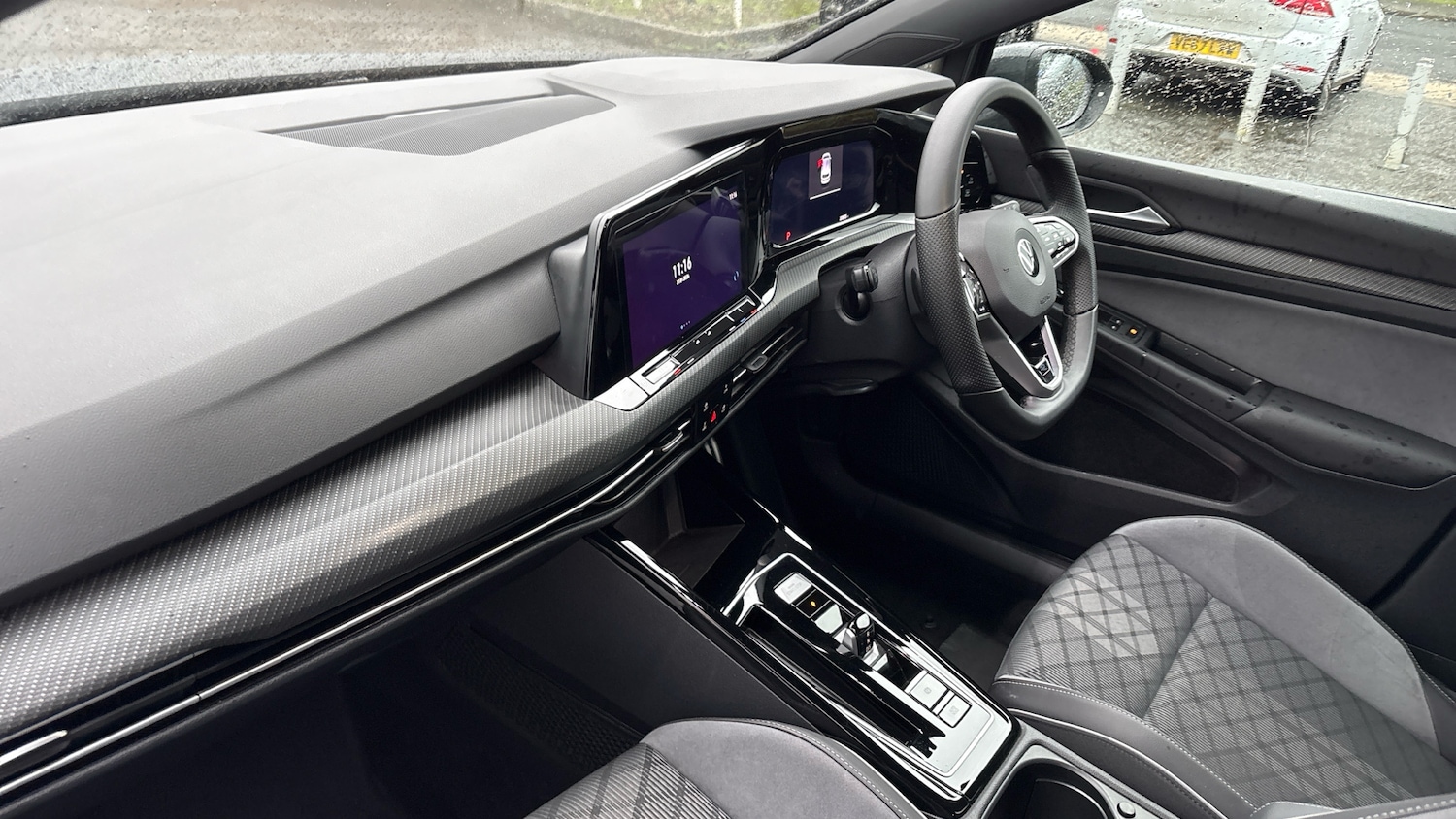 Used Volkswagen Golf 2023 for sale - 77336458: Photo 2