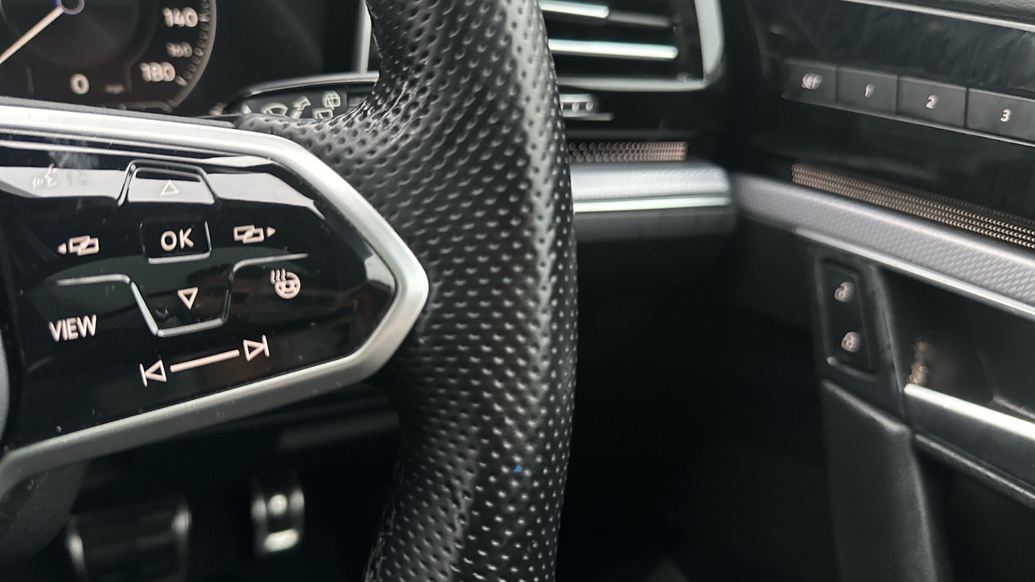 Used Volkswagen Touareg 2021 for sale - 77113284: Photo 30