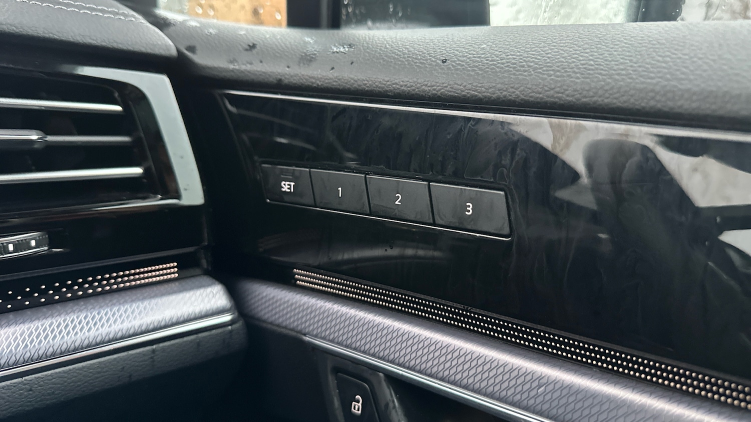 Used Volkswagen Touareg 2021 for sale - 77113284: Photo 32