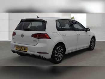 Used Volkswagen Golf 2019 for sale - 79637664: Photo