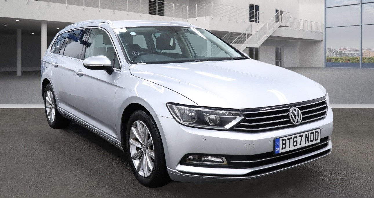 Used Volkswagen Passat 2017 for sale - 76945596: Photo 2