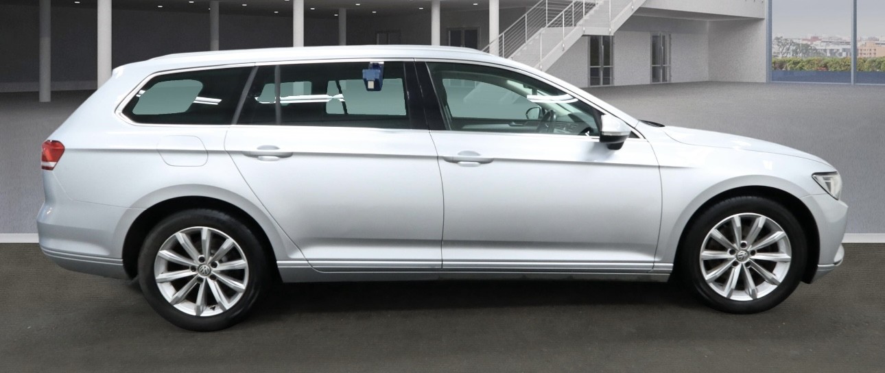 Used Volkswagen Passat 2017 for sale - 76945596: Photo 5