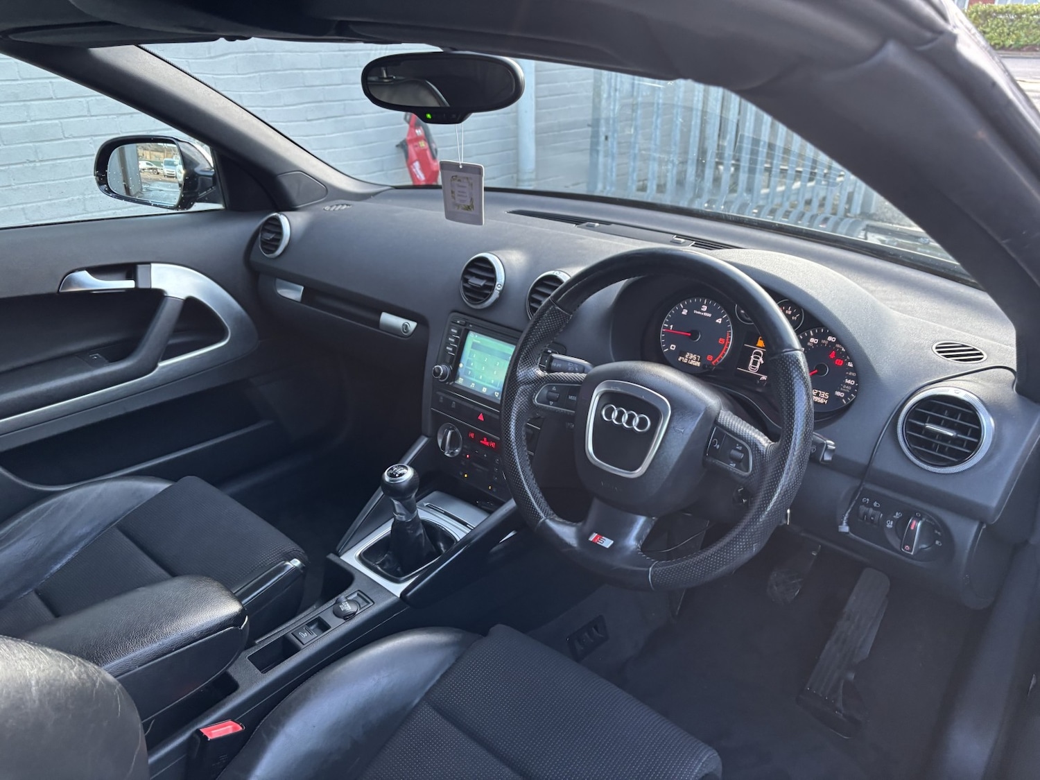 Used Audi A3 2011 for sale - 77398355: Photo 4