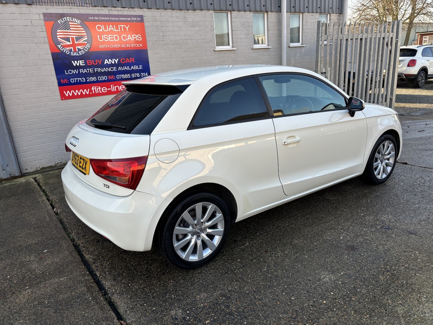 Used Audi A1 2013 for sale - 76956934: Photo 2