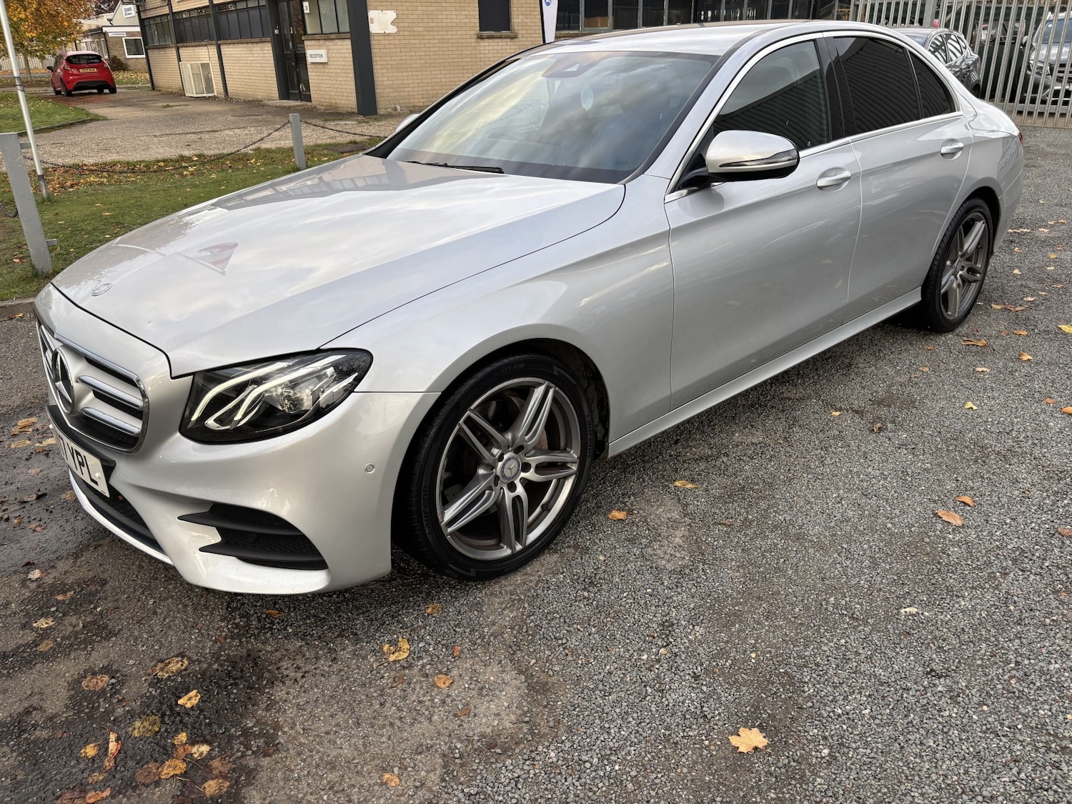 Used Mercedes-Benz E Class 2017 for sale - 76397077: Photo 3