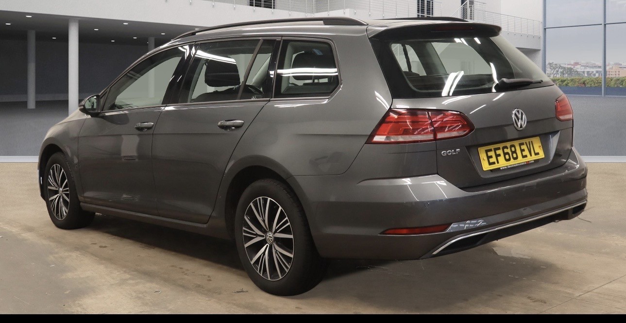 Used Volkswagen Golf 2018 for sale - 77798594: Photo 3