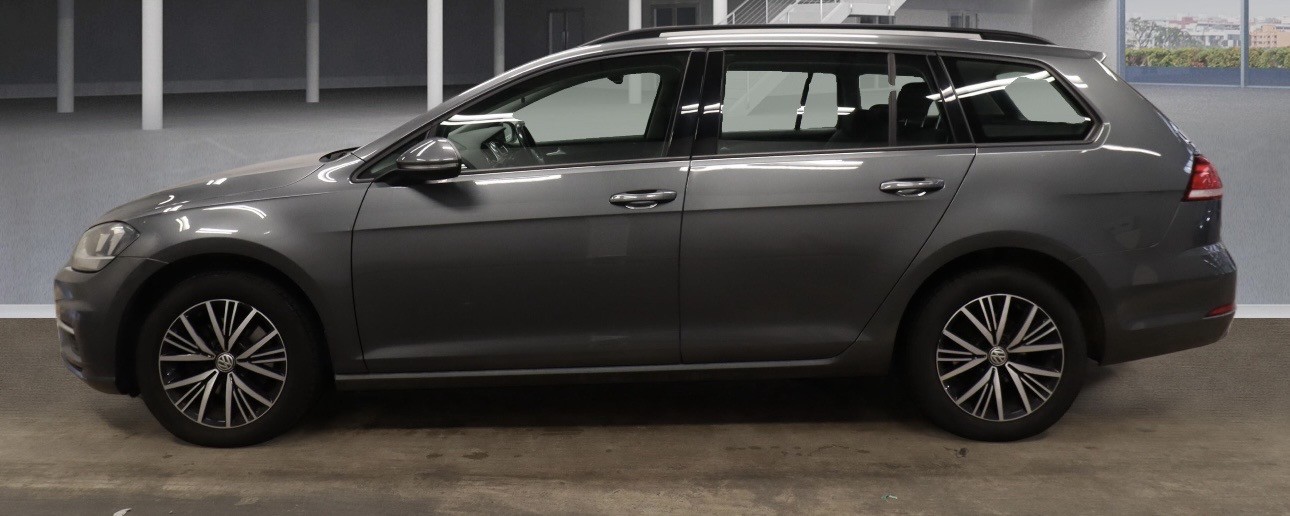 Used Volkswagen Golf 2018 for sale - 77798594: Photo 4