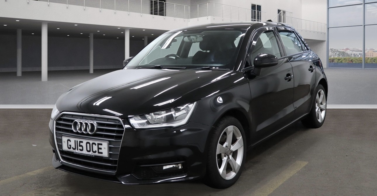 Used Audi A1 2015 for sale - 76536790: Photo 2