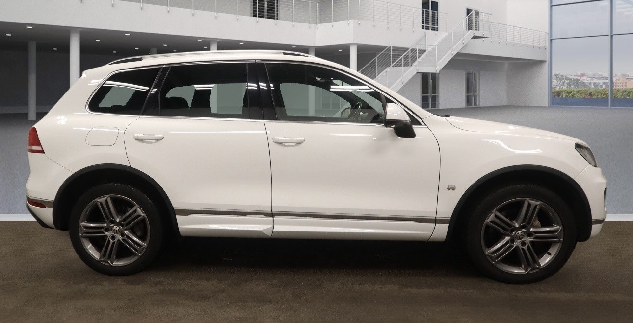 Used Volkswagen Touareg 2015 for sale - 77562540: Photo 3