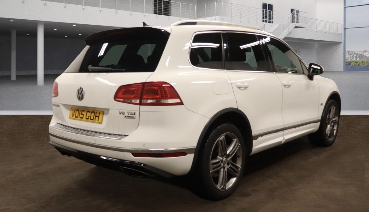 Used Volkswagen Touareg 2015 for sale - 77562540: Photo 4