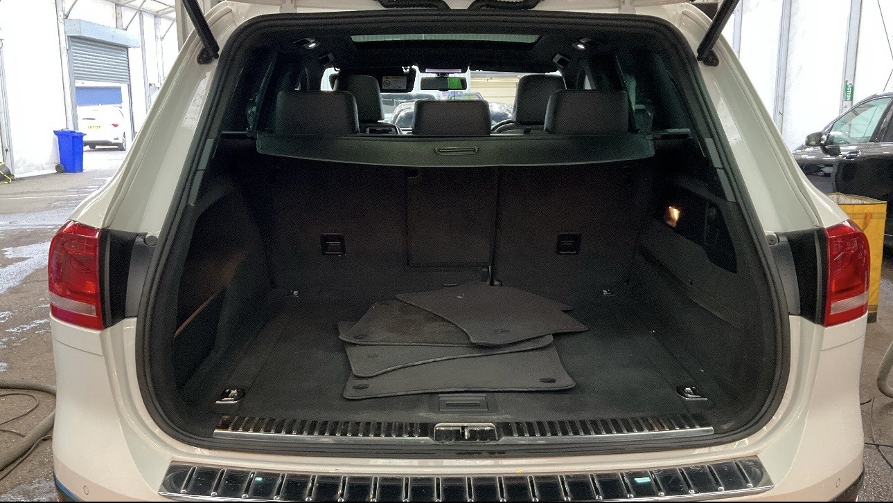 Used Volkswagen Touareg 2015 for sale - 77562540: Photo 7