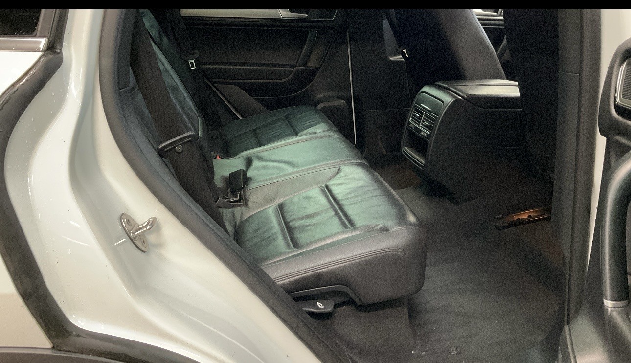 Used Volkswagen Touareg 2015 for sale - 77562540: Photo 8