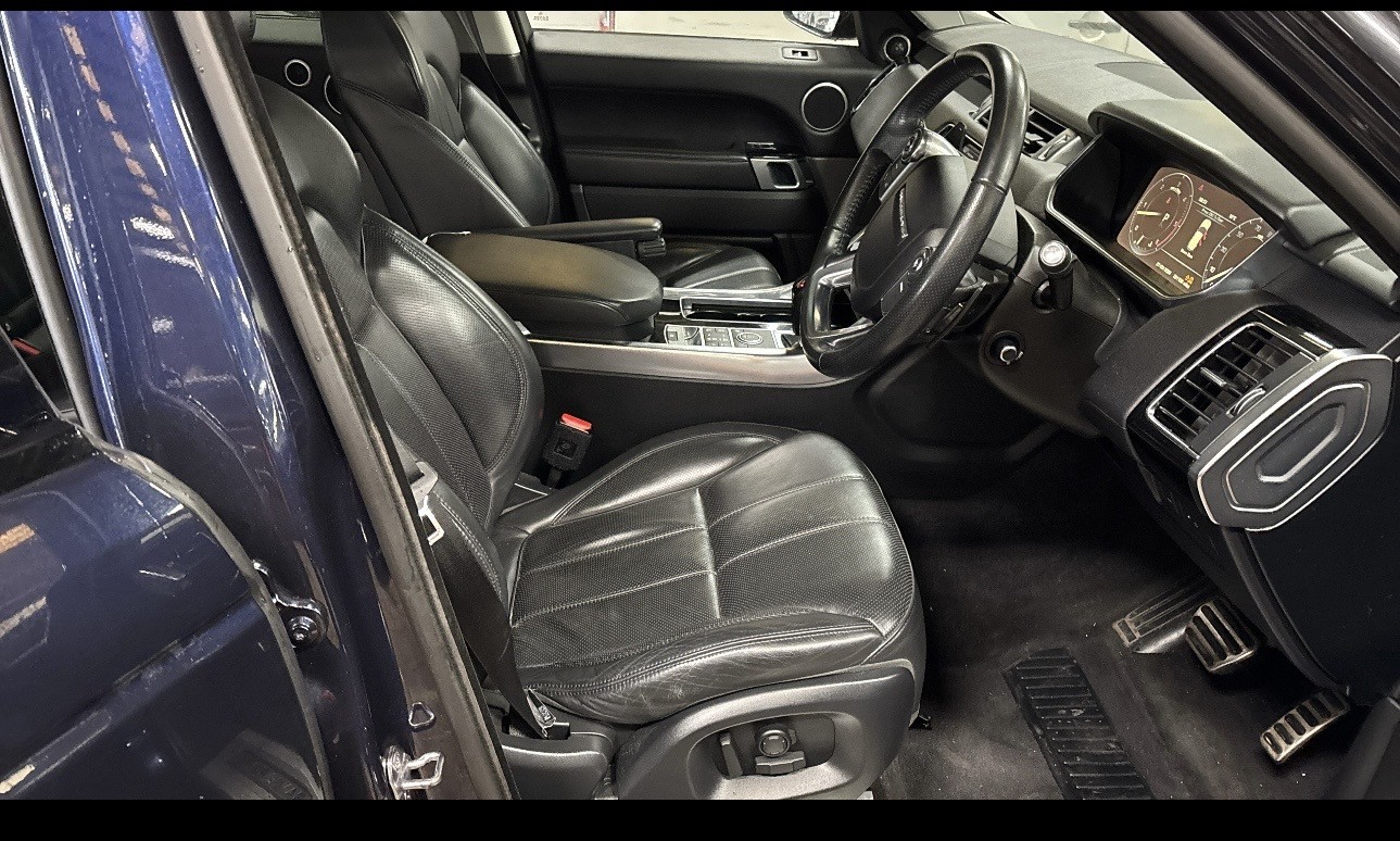 Used Land Rover Range Rover Sport 2016 for sale - 78077805: Photo 10