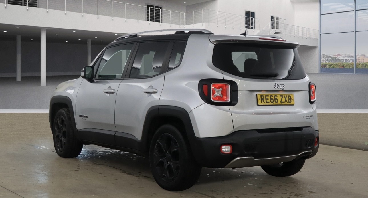 Used Jeep Renegade 2016 for sale - 76631522: Photo 3