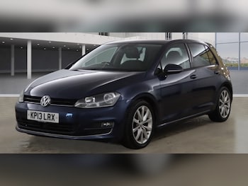 Volkswagen - Golf