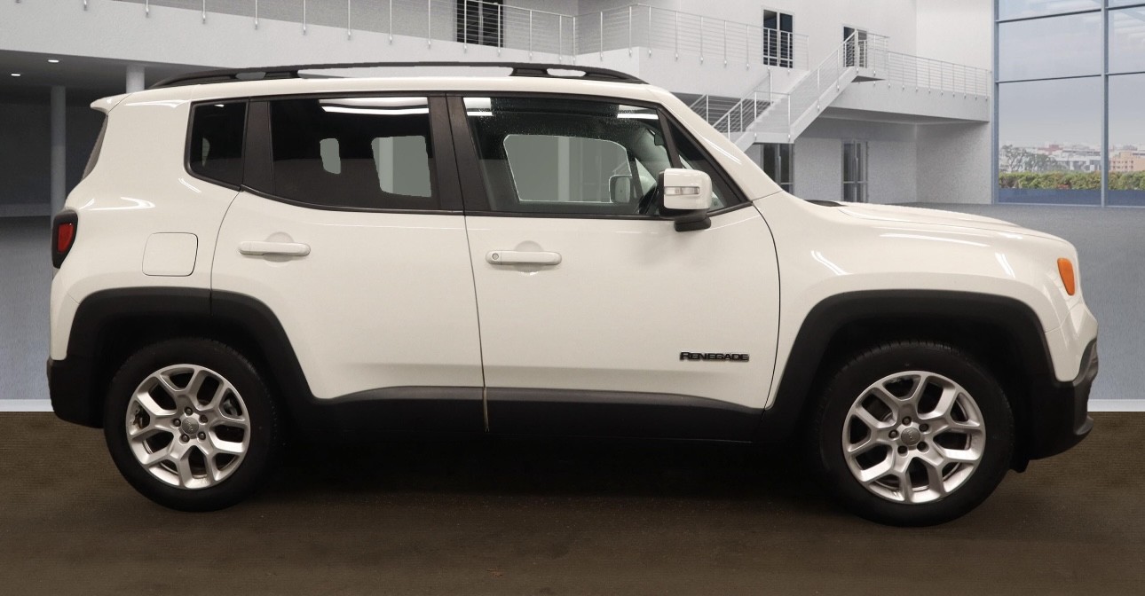 Used Jeep Renegade 2016 for sale - 76699360: Photo 3