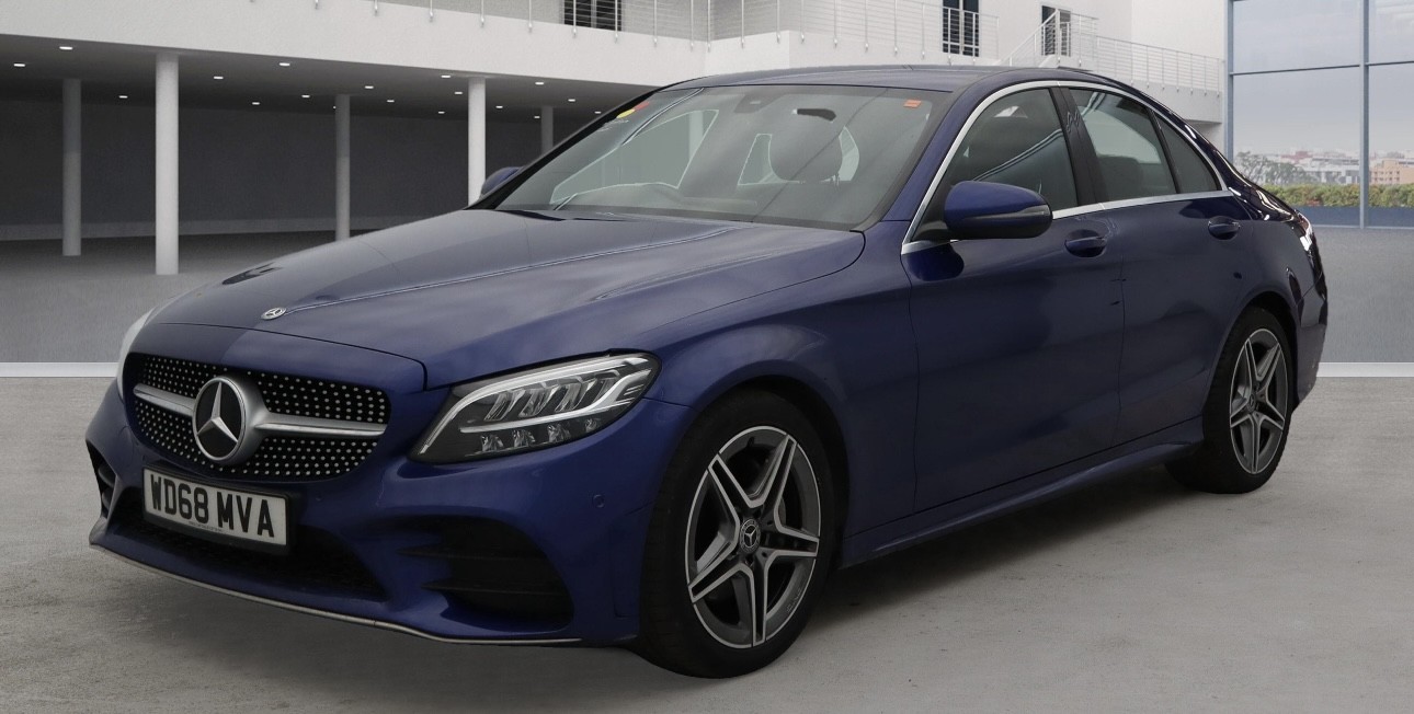 Used Mercedes-Benz C-Class 2019 for sale - 76120244: Photo 1