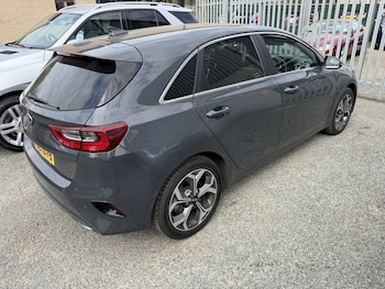 Used Kia Ceed 2019 for sale - 78402617: Photo