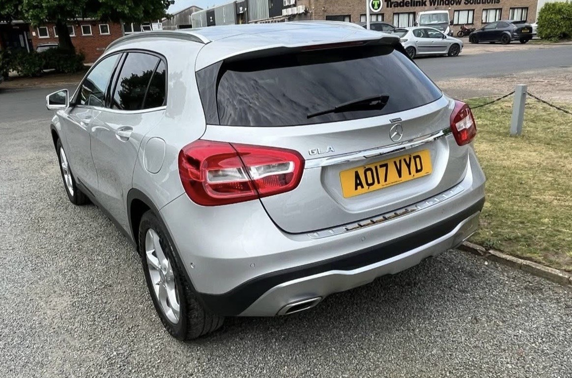 Used Mercedes-Benz GLA 2017 for sale - 77864849: Photo 4