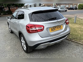 Used Mercedes-Benz GLA 2017 for sale - 77864849: Photo
