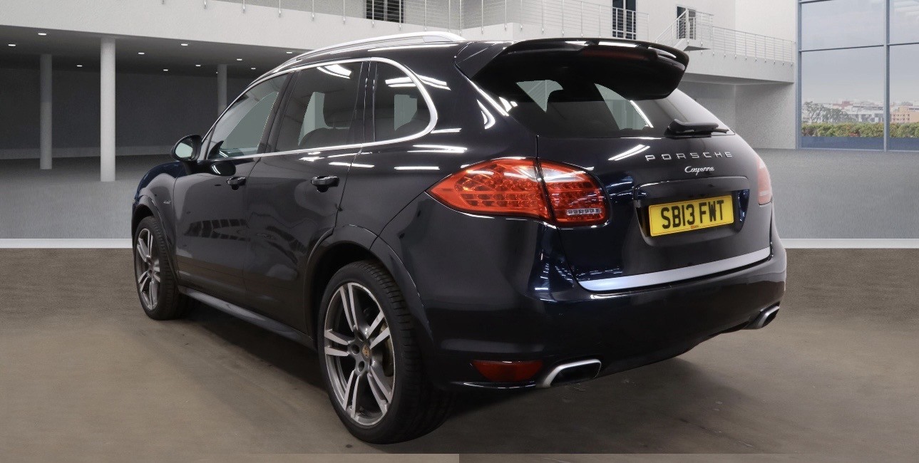 Used Porsche Cayenne 2013 for sale - 78018372: Photo 3