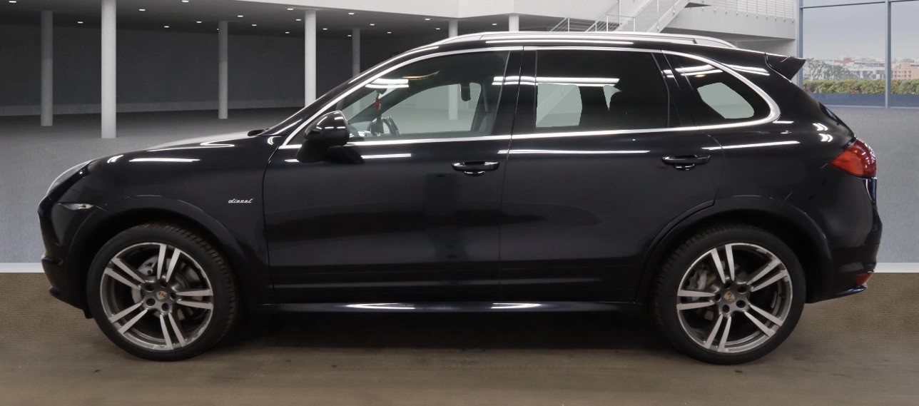 Used Porsche Cayenne 2013 for sale - 78018372: Photo 6