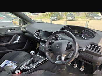 Used Peugeot 308 2018 for sale - 78513705: Photo
