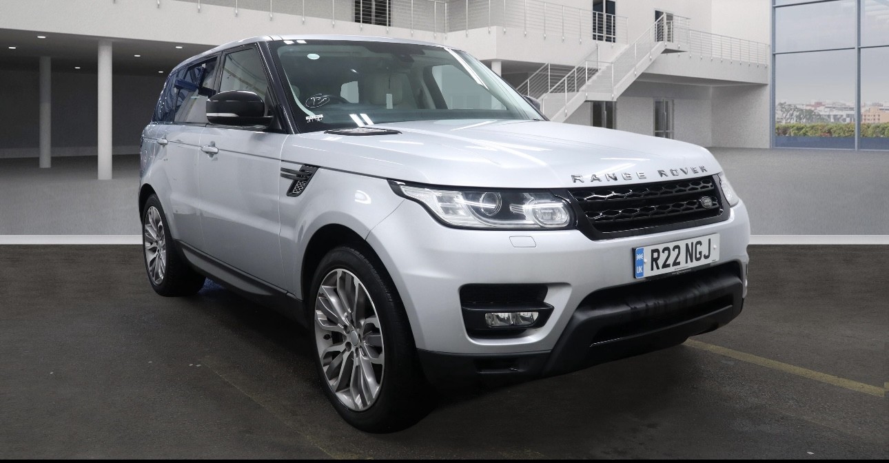 Used Land Rover Range Rover Sport 2015 for sale - 77385271: Photo 1