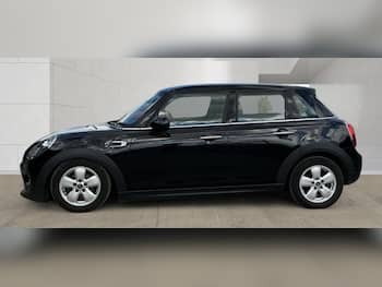 Used MINI Hatch 2018 for sale - 79679020: Photo