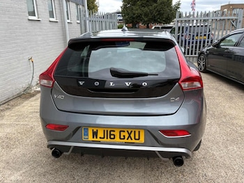 Used Volvo V40 2016 for sale - 75679934: Photo