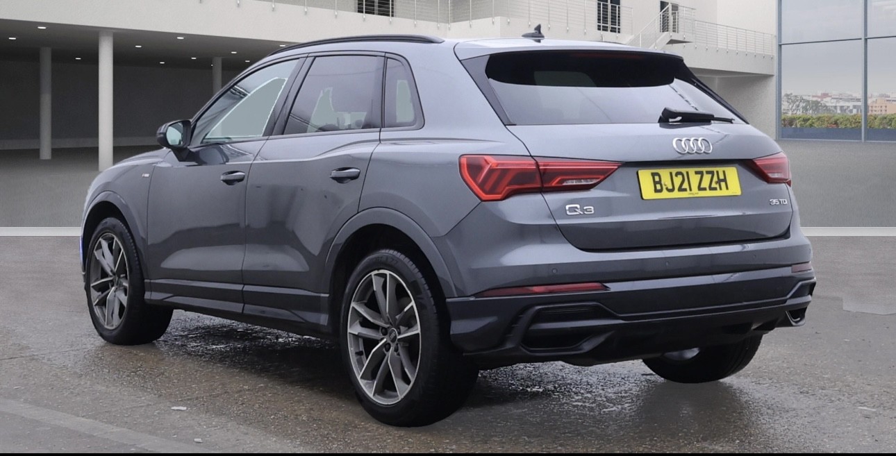 Used Audi Q3 2021 for sale - 76951062: Photo 2