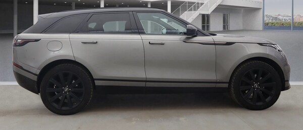Used Land Rover Range Rover Velar 2018 for sale - 75613742: Photo 2