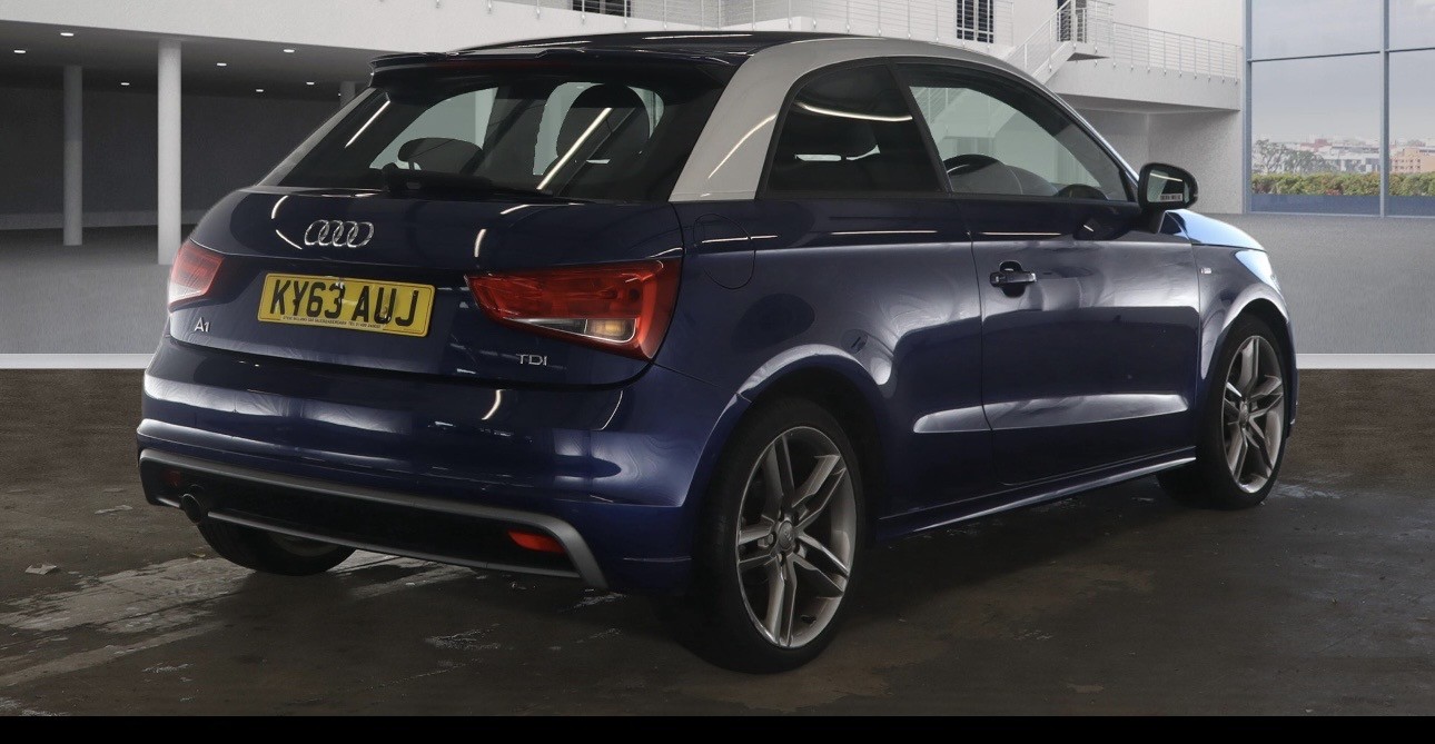 Used Audi A1 2013 for sale - 77983715: Photo 2