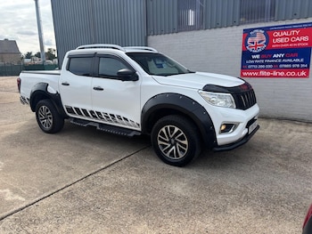 Nissan - Navara