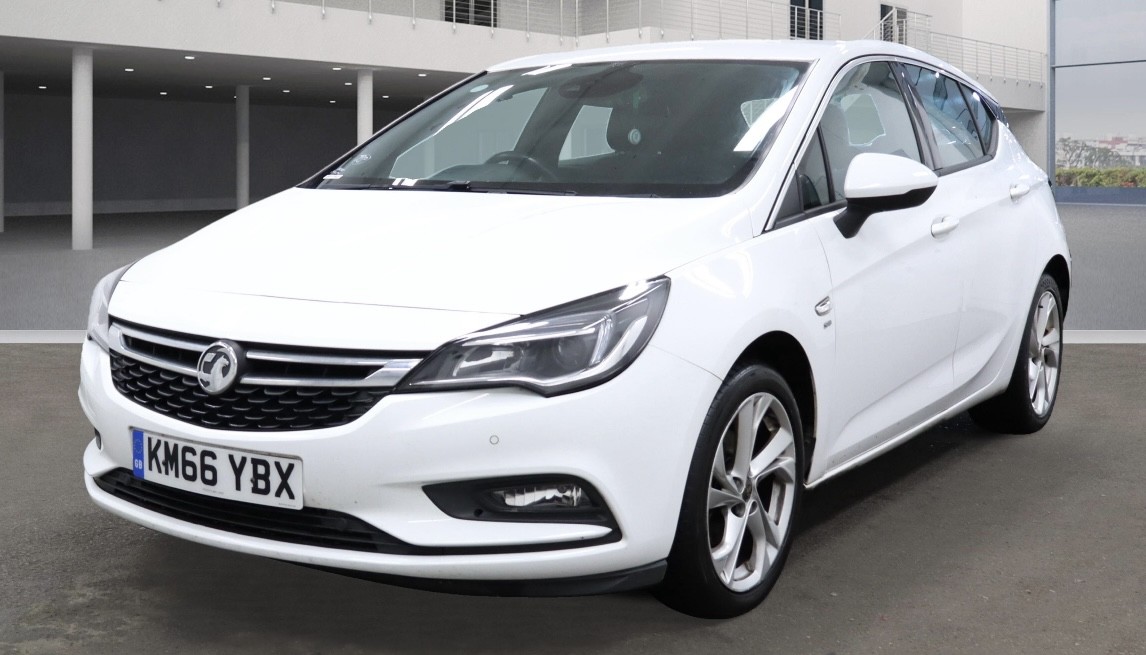 Used Vauxhall Astra 2016 for sale - 76340320: Photo 2
