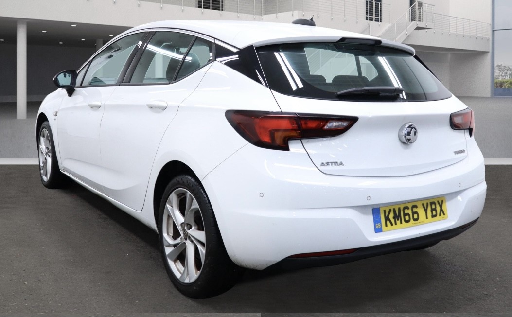 Used Vauxhall Astra 2016 for sale - 76340320: Photo 3