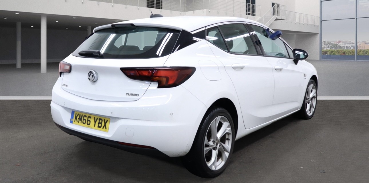 Used Vauxhall Astra 2016 for sale - 76340320: Photo 4