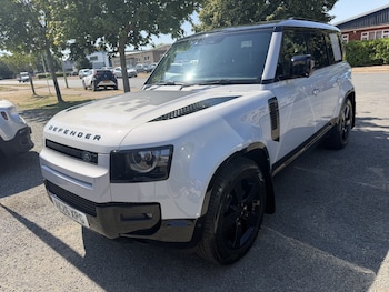 Used Land Rover Defender 2026 for sale - 79519657: Photo