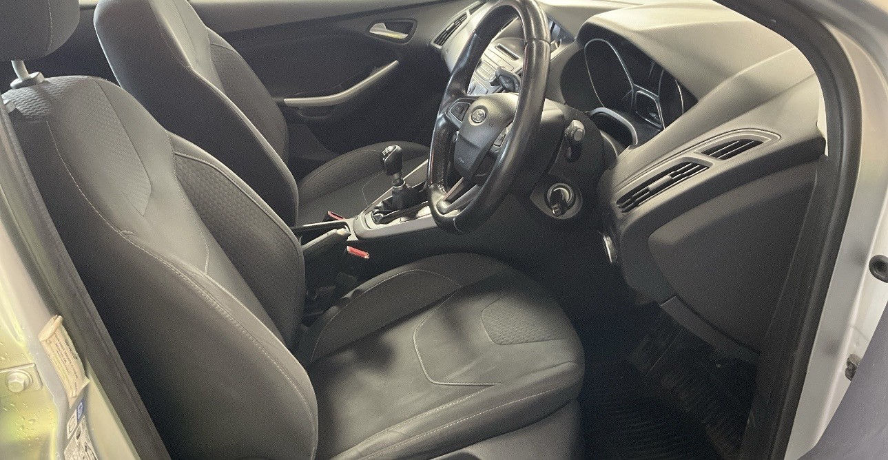 Used Ford Focus 2015 for sale - 78077815: Photo 8