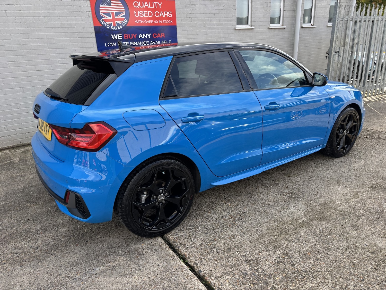 Used Audi A1 2019 for sale - 76098774: Photo 2