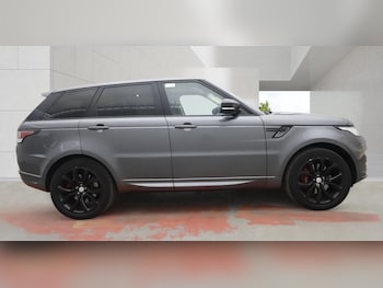 Used Land Rover Range Rover Sport 2015 for sale - 79417412: Photo